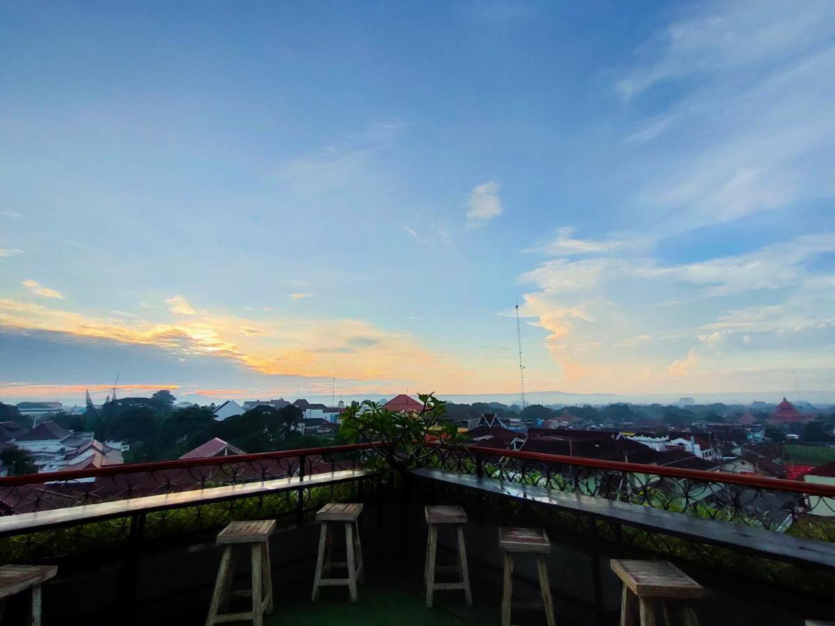 Arrayan Malioboro Syariah Hotel Yogyakarta Kültér fotó